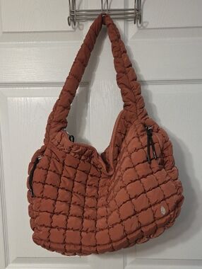 NWOT FP Movement • Quilted Bubble Puffer Carry-All Bag (Dusty Rose)